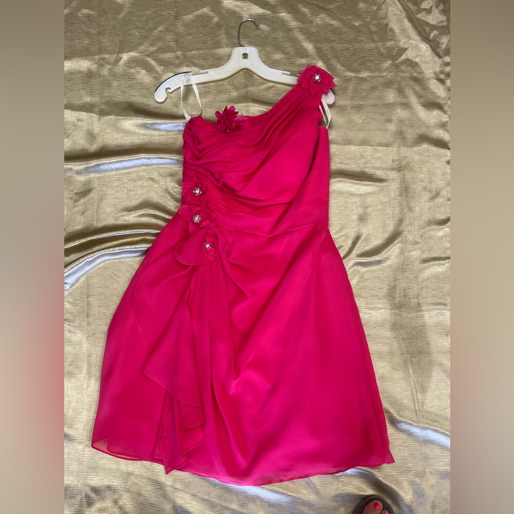 Size 8 1 shoulder dress
